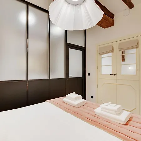 Sereners - Charming Serviced - Place Des Vosges דירה